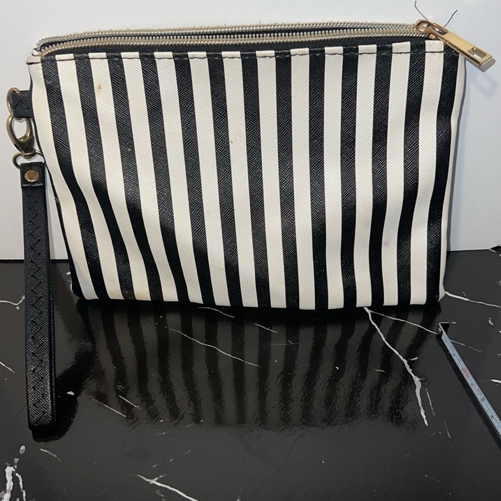 Wristlet Bundle! - image 6